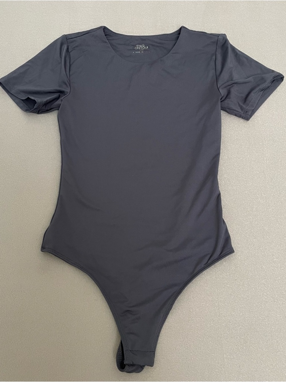 SWS Contour women’s gray bodysuit small short sleeve snap closure